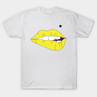 Ga Lips Yellow kiss T-Shirt